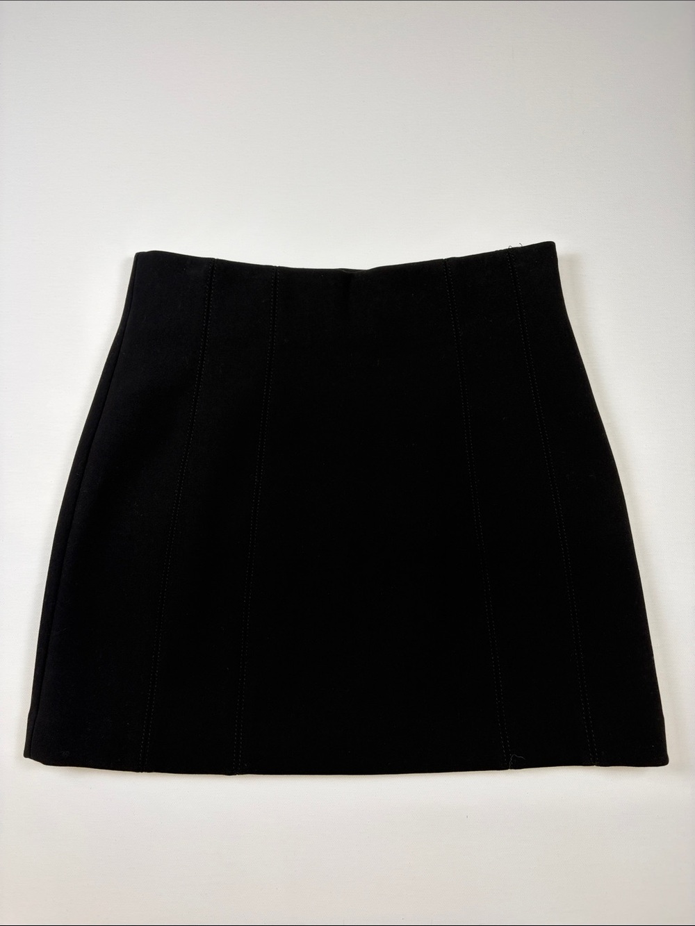 NWT ZARA BLACK A-LINE MINI SKIRT WITH PANEL SEAMS SIZE SMALL